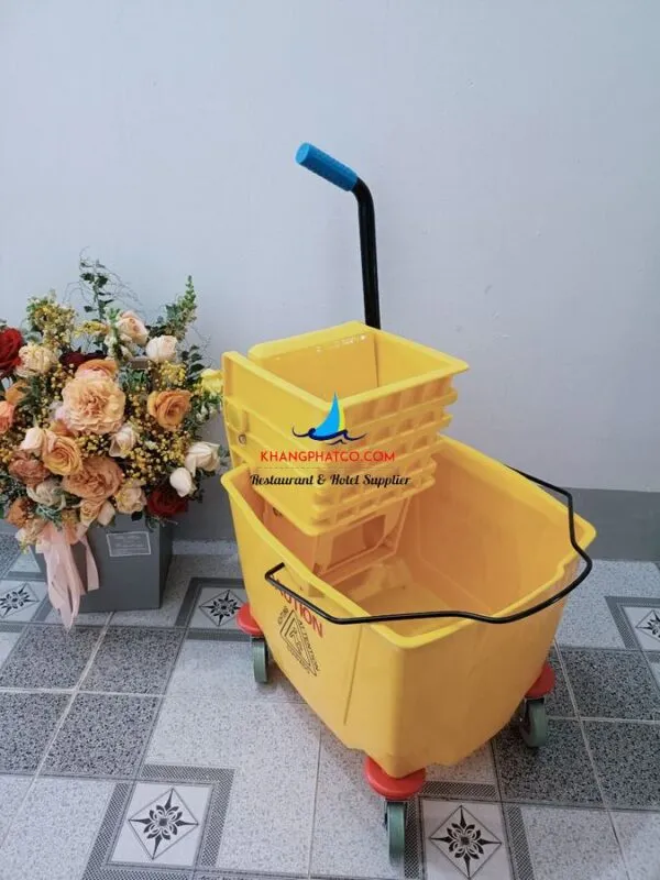 Sản phẩm Xe vat nuoc don 36L GX102VL 2 600x800 — Công Ty TNHH Phát Triển Thương Mại Và Dịch Vụ Khang Phát — MST 4101618907