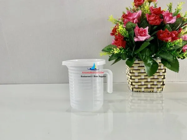 Sản phẩm Ca dong nhua co nap 250ml L2003 600x450 — Công Ty TNHH Phát Triển Thương Mại Và Dịch Vụ Khang Phát — MST 4101618907