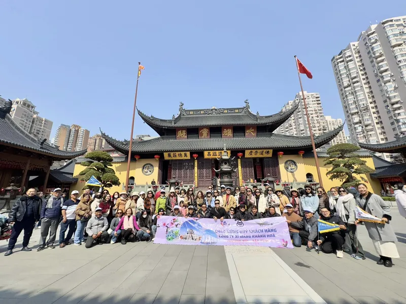 Sản phẩm du lich thuong hai bac kinh 2 — Công Ty TNHH Xi Măng Khánh Hòa — MST 4200435076