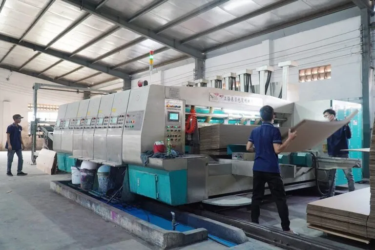 Sản phẩm may in 3 768x512 — Công Ty Cổ Phần Bao Bì 3-2 — MST 4200528940