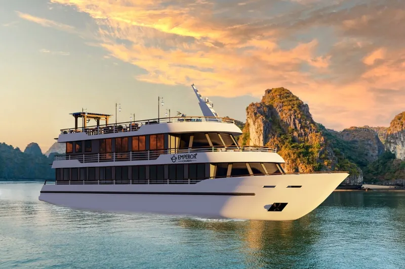 Sản phẩm du thuyen emperor cruises legend nha trang ngam hoang hon 4 — Công Ty TNHH MTV Nha Trang Tourist — MST 4201533100