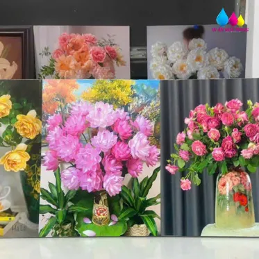 Sản phẩm tranh treo tuong — In ấn Sắc Màu Mới - Công Ty TNHH MTV Thiết Kế In ấn Sắc Màu Mới — MST 4201553682