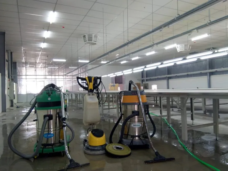 Sản phẩm ve sinh nha xuong quang ngai 2 — Công Ty TNHH Một Thành Viên TM & DV Nhà Kim Cleaner — MST 4300821621