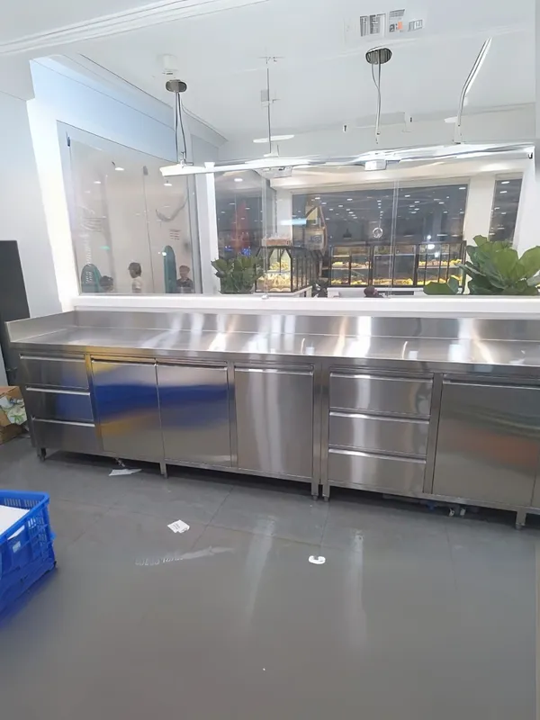 Sản phẩm ban inox lam viec — Thiết Bị Bếp Inox Nishu - Công Ty TNHH Thương Mại Và Sản Xuất Nishu — MST 4300906385