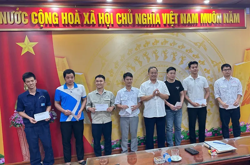 Sản phẩm z7028197541000_e9a9bd819e6e6ea1a0fdb17817cbbf90 — Công Ty TNHH Thương Mại Phú An Thịnh — MST 4601162203