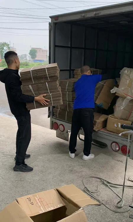 Sản phẩm giao hang — Thùng Carton, Thùng Giấy KC - Công Ty Cổ Phần Sản Xuất Bao Bì KC — MST 4601602704