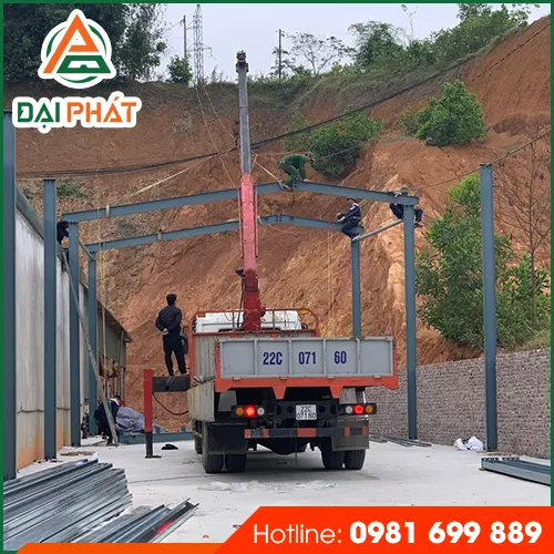 Sản phẩm xe cau — Nhà Thép Tiền Chế Đại Phát - Công Ty TNHH MTV Xây Dựng Và Thương Mại Đại Phát — MST 5000860484
