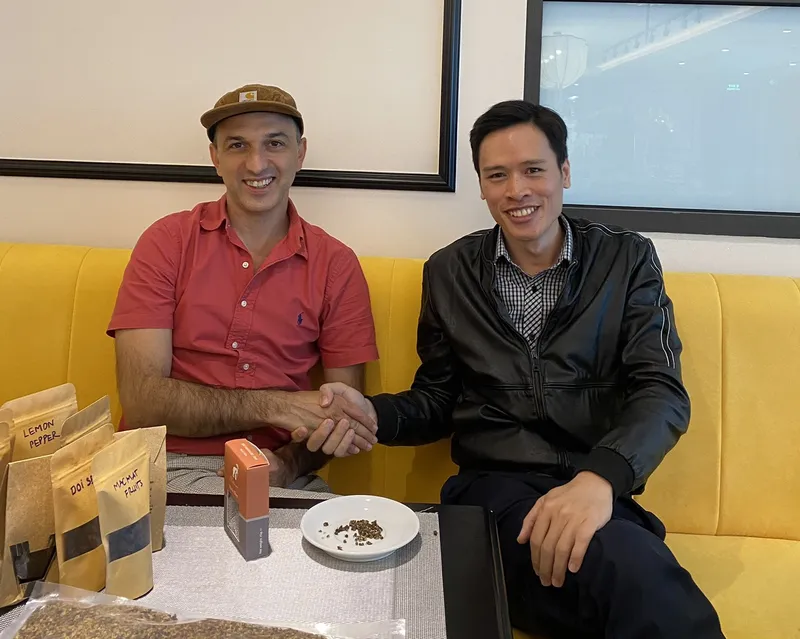Sản phẩm z4907566419396_a74233c28f7a1aa44ed6036db8f90944 — Công Ty TNHH Gia Vị Doispice — MST 5400515154