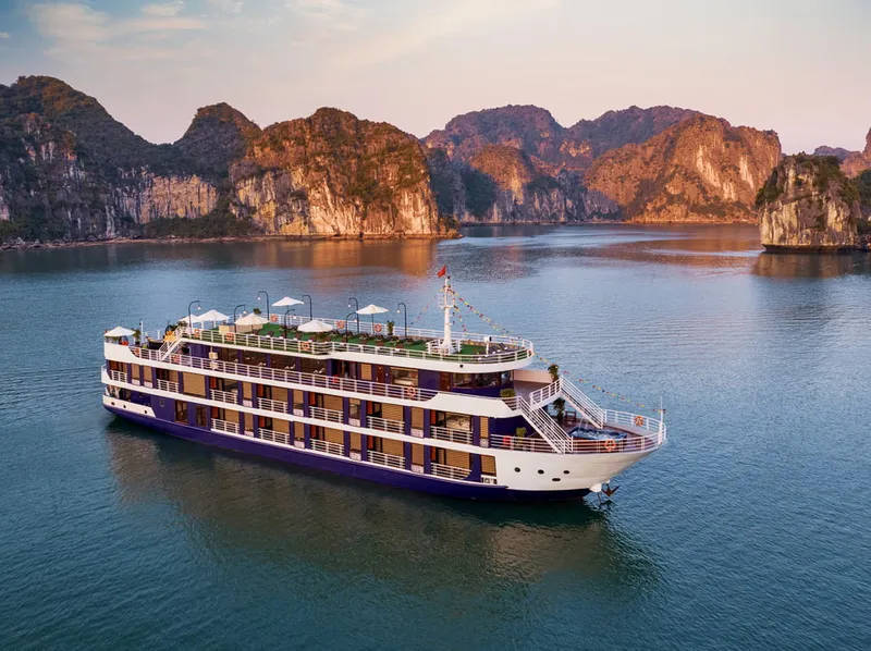 Sản phẩm bai tu long cruise 1 — Công Ty TNHH MTV Du Lịch Thiên Đường G.B.U — MST 5701642237