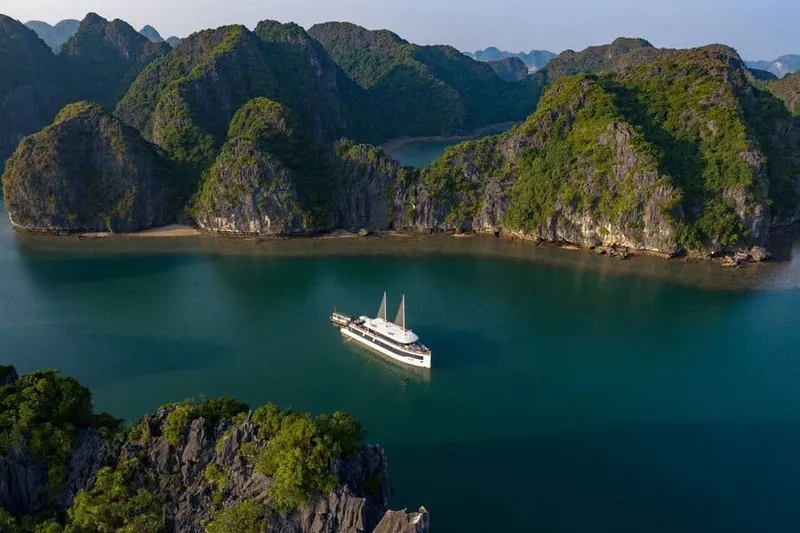 Sản phẩm cruise catba — Công Ty TNHH MTV Du Lịch Thiên Đường G.B.U — MST 5701642237