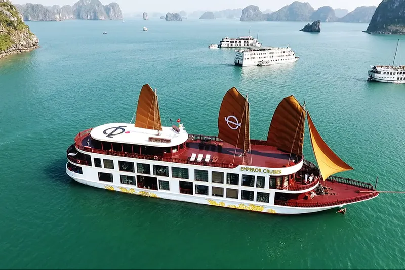Sản phẩm du thuyen bao tu long — Công Ty TNHH MTV Du Lịch Thiên Đường G.B.U — MST 5701642237