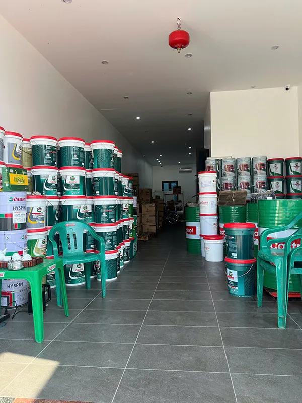 Sản phẩm Hinh anh cong ty 2 — Dầu Nhờn Phúc Lộc - Công Ty TNHH Phát Triển Đầu Tư Phúc Lộc — MST 5701786969