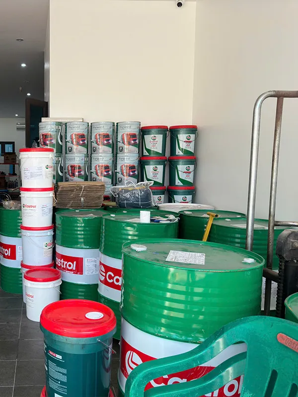 Sản phẩm Hinh anh cong ty 4 — Dầu Nhờn Phúc Lộc - Công Ty TNHH Phát Triển Đầu Tư Phúc Lộc — MST 5701786969