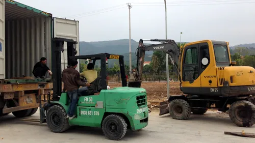 Sản phẩm 1515923333 dich vu xep do hang hoa tai ha long — Xe Nâng Quảng Ninh - Công Ty TNHH Đầu Tư Và Phát Triển Đức Trung — MST 5701799076