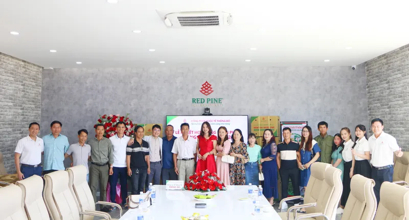 Sản phẩm edit 1 1024x551 — Công Ty Cổ Phần Quốc Tế Thông Đỏ — MST 5801204660