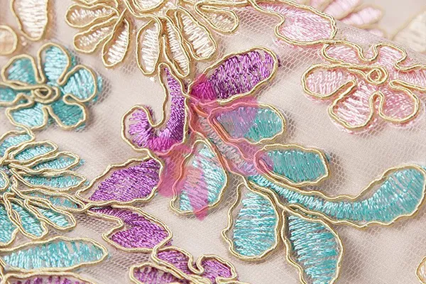 Sản phẩm vai ren — Vải Vy Hương - Cửa Hàng Vải Vy Hương — MST 8045323559